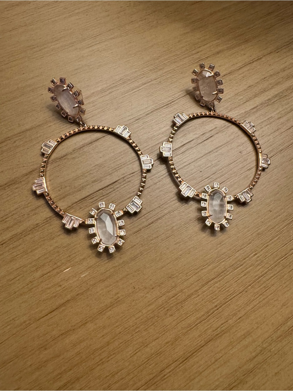 Kendra Scott Statement Hoop Drop Earring - Picture 2 of 2